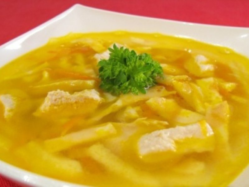Вкусный суп с курицей - нельзя забывать о жидких блюдах При системе минус 60 также важно кушать супы и другие жидкие блюда.